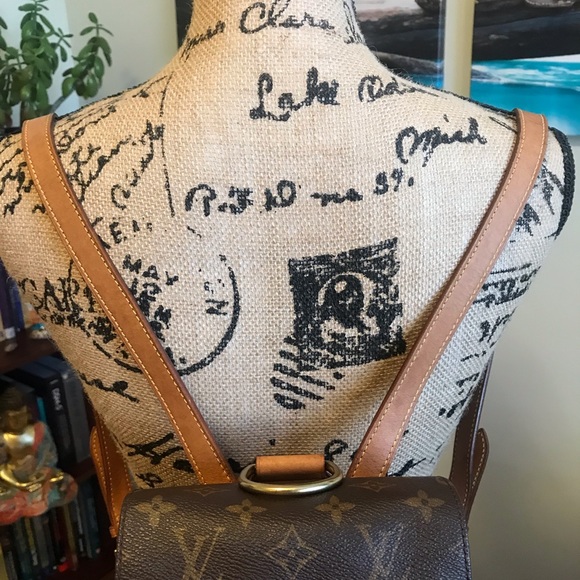 Authentic Louis Vuitton Montsouris MM Backpack - Picture 2 of 16